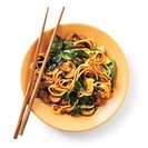 Fideos chinos con verduritas y gambas